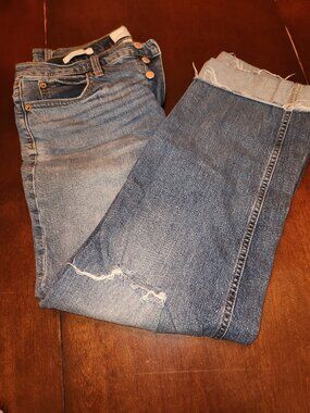 Women's boyfriend jeans